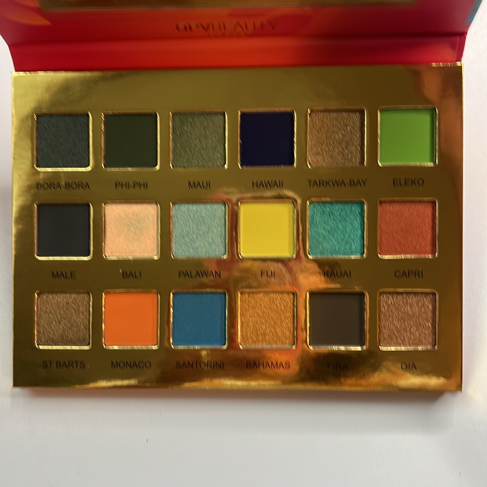 OPV Beauty Tropical Dreams Eyeshadow Palette